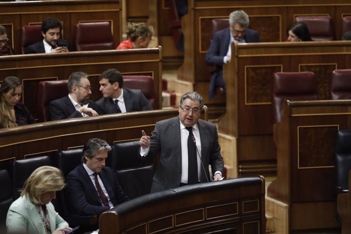  Juan Ignacio Zoido En La Sesión De Control Al Gobierno En El Congreso