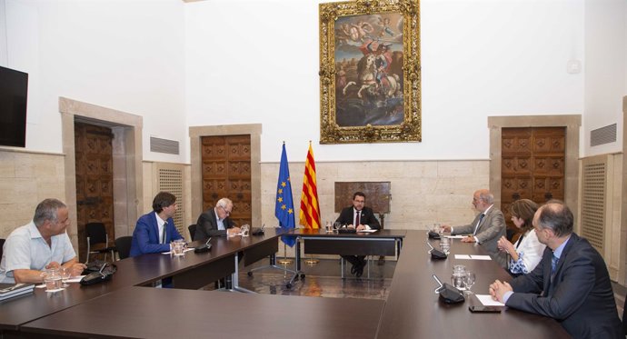 El vpte.P.Aragonès, l'conseller I.Maragall i els eurodiputats de l'ALDE.