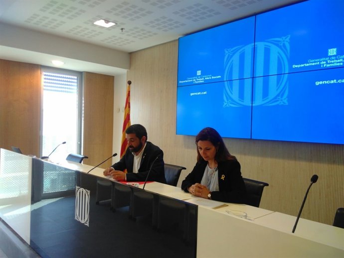 L'conseller Chakir L'Homrani i la dtora.de la Dgaia Georgina Oliva