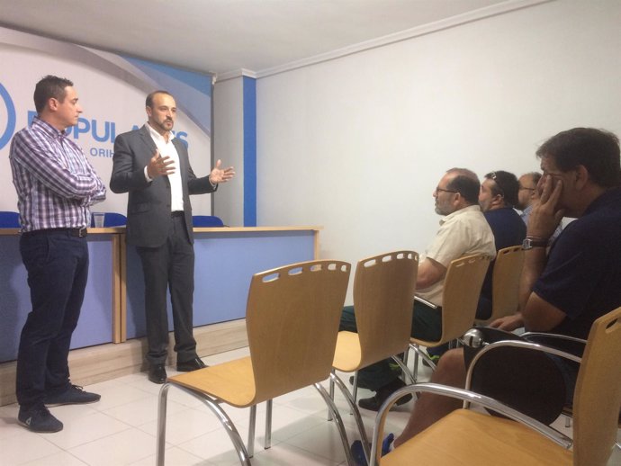 El 'popular', en el encuentro con militantes en Orihuela