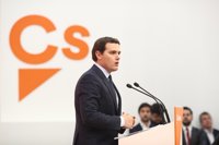 Rivera, sobre Iglesias: "¿Se va a reunir con todos los presos de España o solo con los separatistas?"