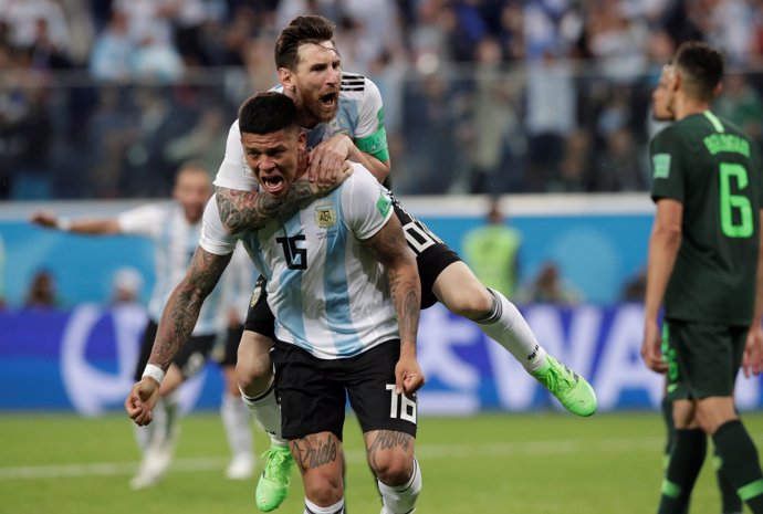 Leo Messi Marcos Rojo Nigeria Argentina