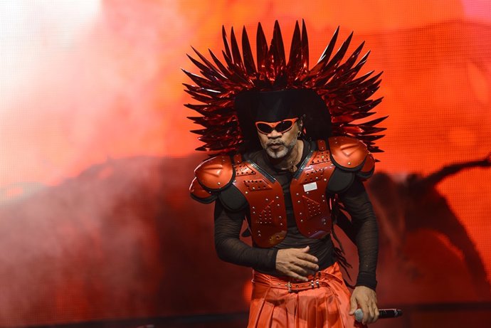 CARLINHOS BROWN