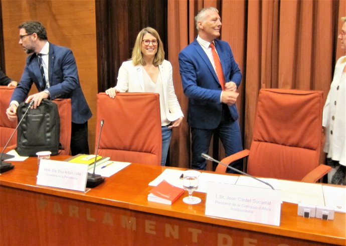 Consellera Elsa Artadi, Jean Castel (Cs)