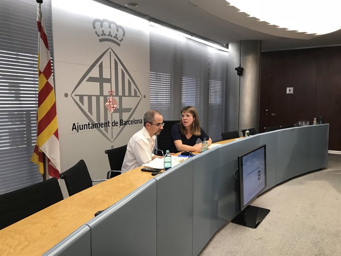 La tinent alcalde J.Sanz i el gerent de Mobilitat i Infraestructures,M.Valdés