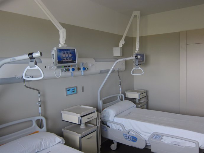camas vacías para nuevos pacientes en un hospital de Galicia