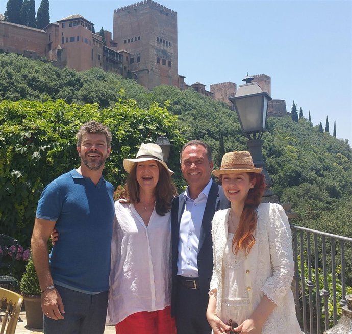 Renovación del patrocinio del Grupo Abades con el Festival de Música y Danza.