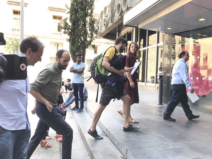 Janet Sanz, Enric Cañas i representants de sindicats del Metro
