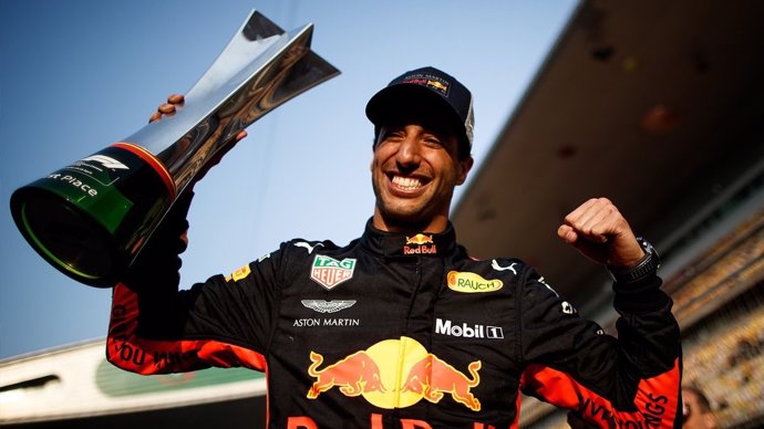 El piloto australiano de Fórmula 1 Daniel Ricciardo en el Gran Premio de China  