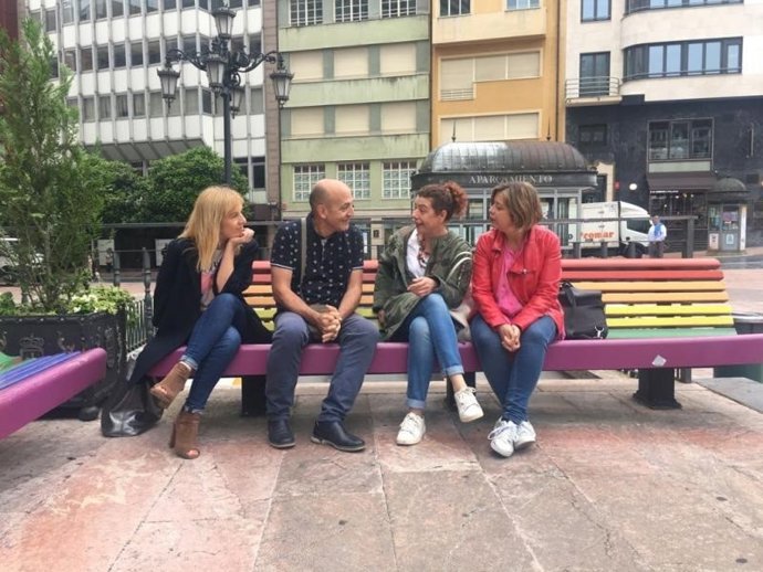 Bancos de la Escandalera.