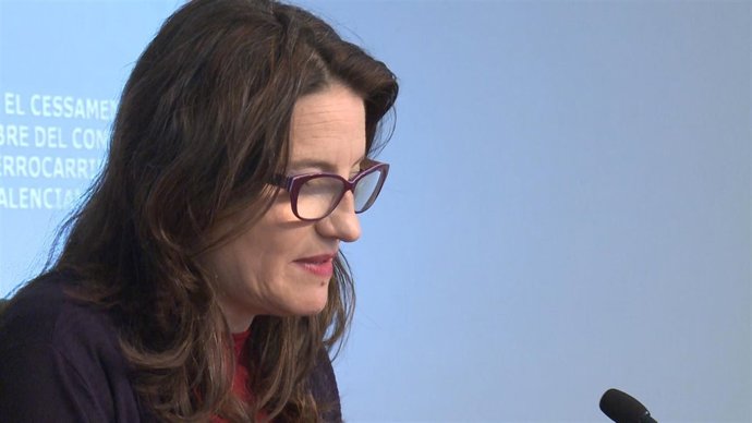 Mónica Oltra, vicepresidenta del Consell, en rueda prensa tras el pleno