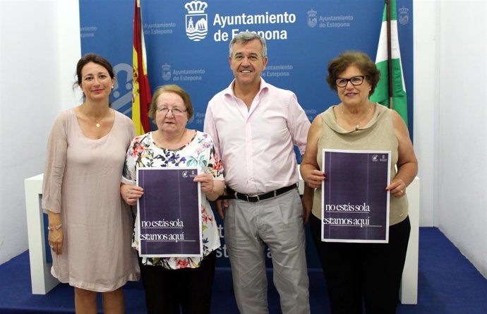 Garcia urbano punto morado estepona en feria contra agresiones o acoso sexual