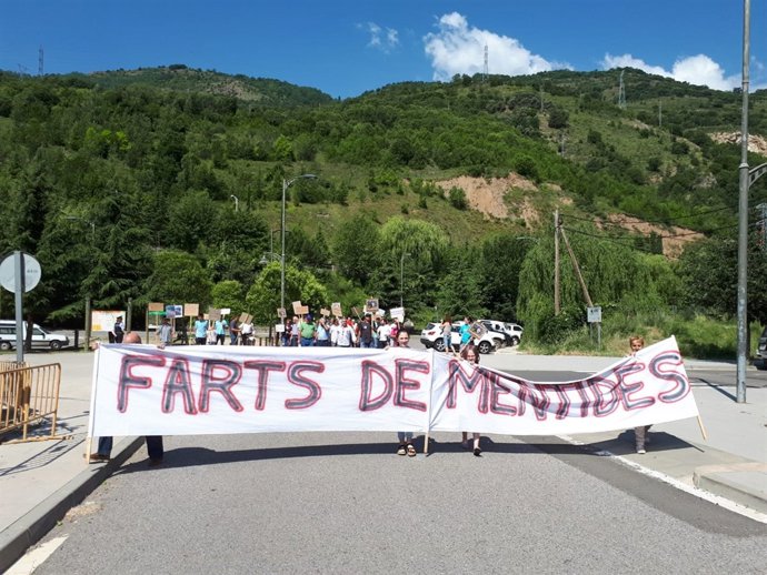 Protesta de ganaderos en Sort