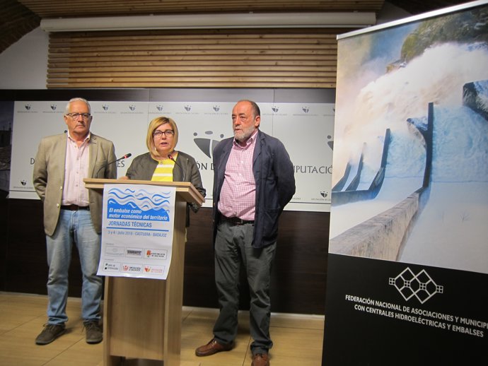 Presentación de las jornadas sobre embalses                              