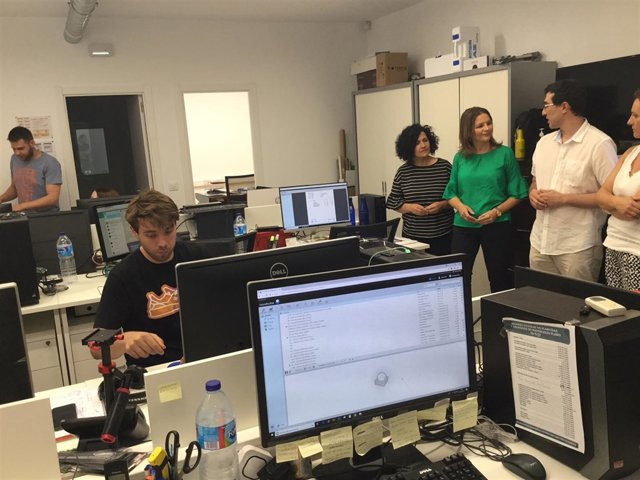 Visita al CADE de Linares