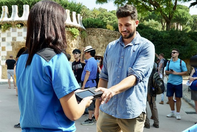 Accés al Park Güell amb l'empremta dactilar