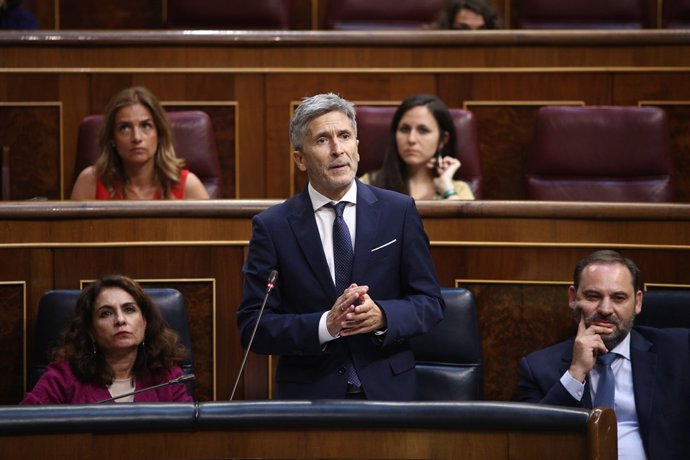 Grande-Marlaska intervé en la sessió de control al Govern al Congrés