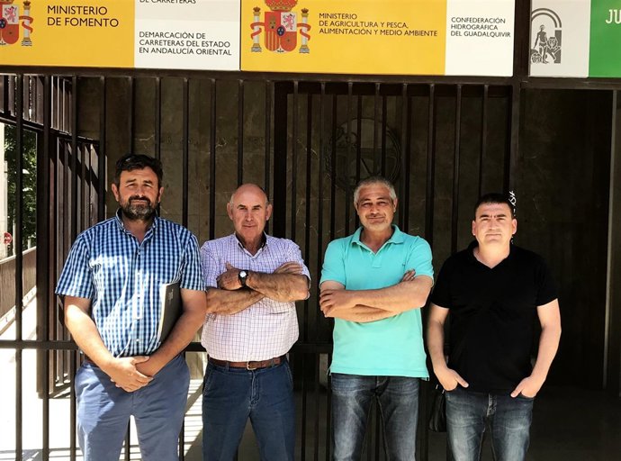 Regantes de la comarca de Baza y de la cuenca del Almanzora