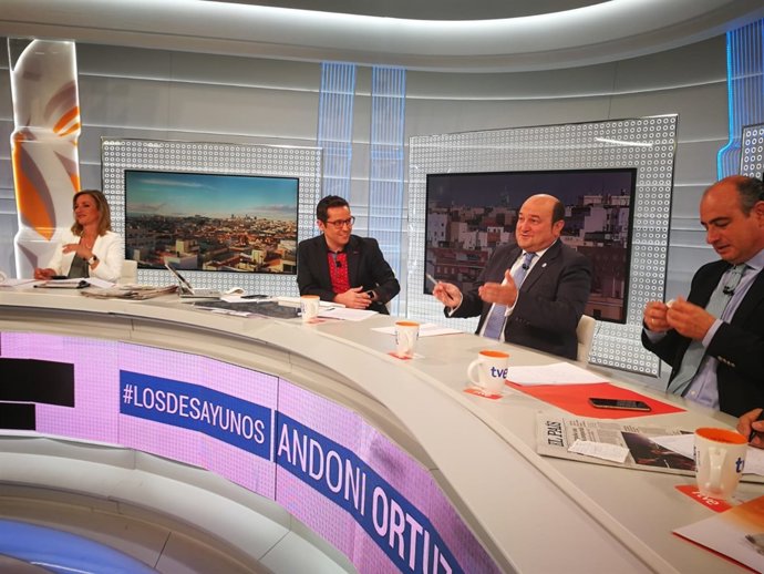 Andoni Ortuzar en Los Desayunos de TVE