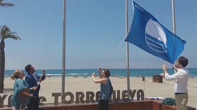 Torrenueva recibe la bandera azul 