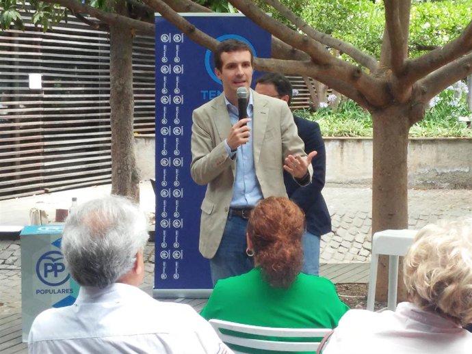 Pablo Casado en un encuentro con militantes y simpatizantes en Tenerife