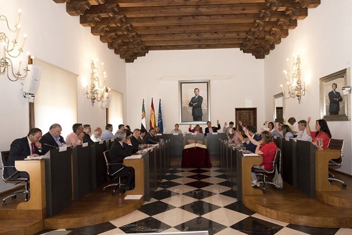 [Grupoextremadura] Nota Pleno Diputación De Cáceres
