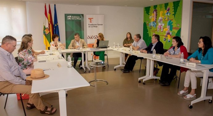 Fundación Tutelar reunión