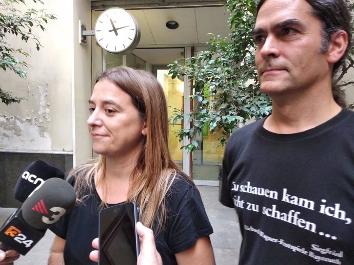 Los líderes de la candidatura 'Desbordem', Sònia Farré y Sergi Talamonte