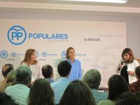 Cospedal llama a "todos" en el PP a ser más contundentes contra la corrupción