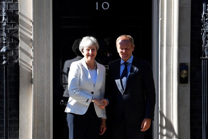 Theresa May y Donald Tusk