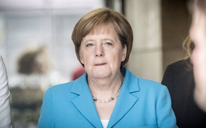 Angela Merkel durante una entrevista en Berlín