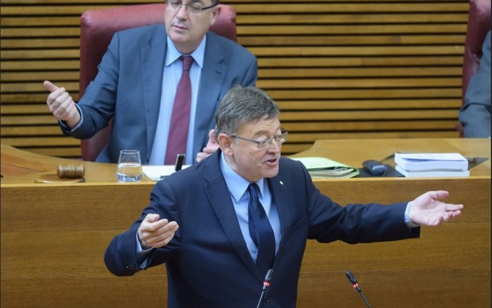 Ximo Puig en Les Corts (archivo)