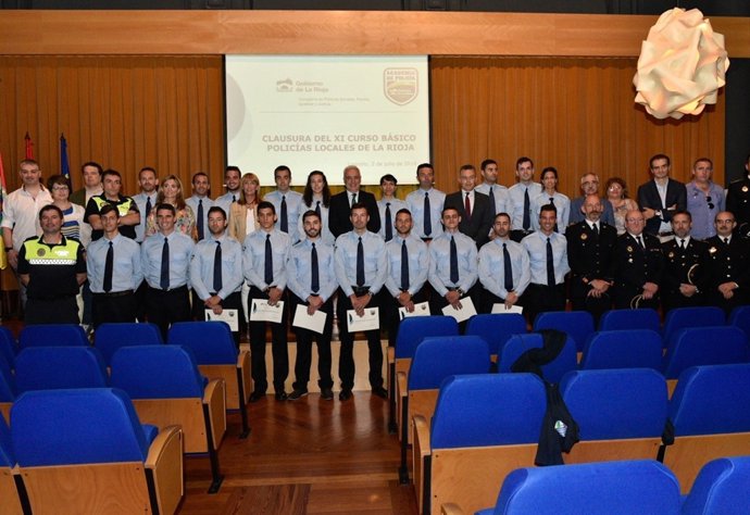Ceniceros clausura curso de formación policías locales