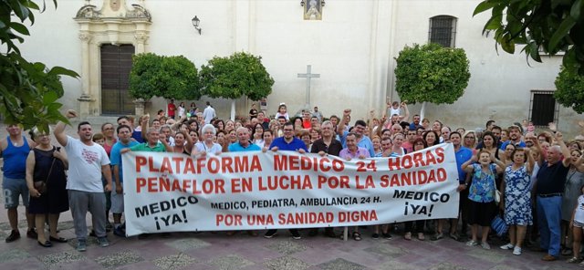 Protesta en Peñaflor por el centro de salud