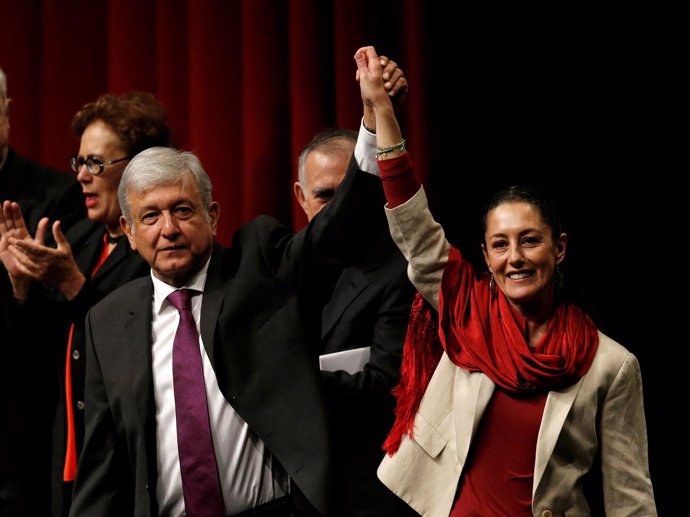 Andrés Manuel López Obrador y  Claudia Sheinbaum
