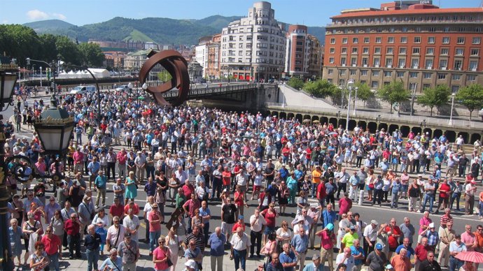                                Concentración De Pensionistas De Bilbao.