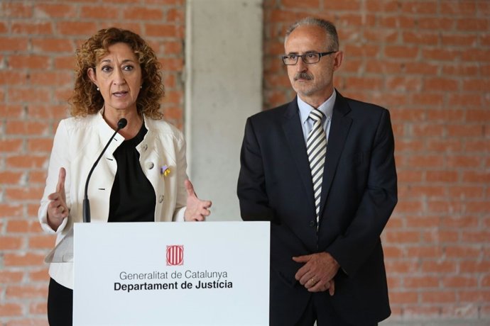 La consellera Ester Capella i l'alcalde de Mollet Josep Monràs