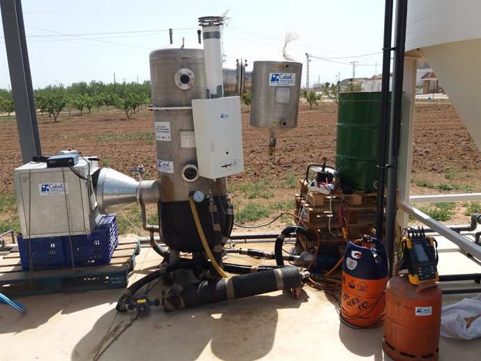 Sistema para analizar la evaporación de aguas salobres para desaladoras