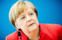 Partidos opositores alemanes critican el pacto migratorio de Merkel y la CSU