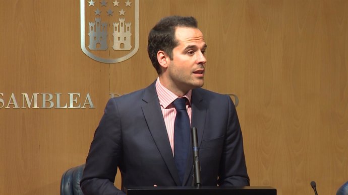 El portavoz de Cs, Ignacio Aguado, en la Asamblea de Madrid