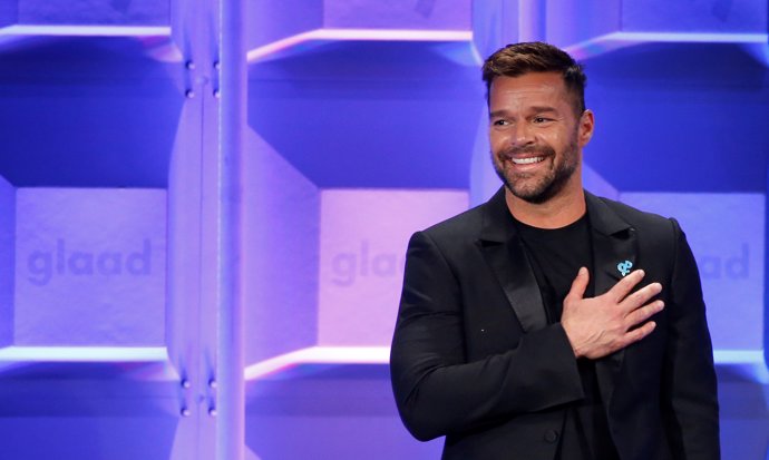 Presenter Ricky Martin speaks at the 29th Annual GLAAD Media Awards in Beverly H