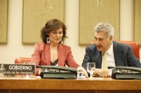 Calvo deja claro que el Gobierno no negociará un referéndum catalán, pero da libertad a Torra para plantearlo