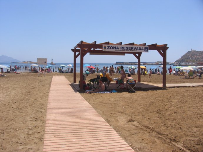  Instalación En Mazarrón Para Hacer Más Accesible Las Playas