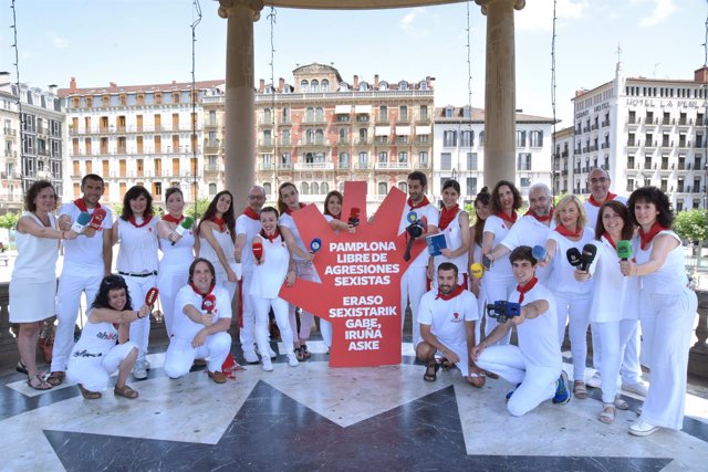 Periodistas Navarros Se Suman Un Año Más A La Campaña Contra Las