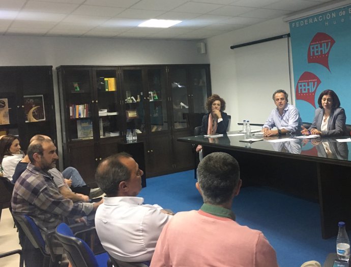 Diputación de Huelva aborda con el sector del mueble acciones de promoción.