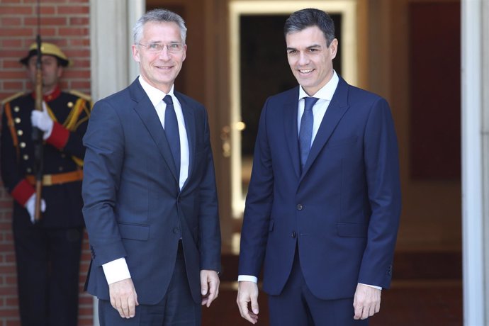 Pedro Sánchez recibe al secretario general de la OTAN, Jens Stoltenberg