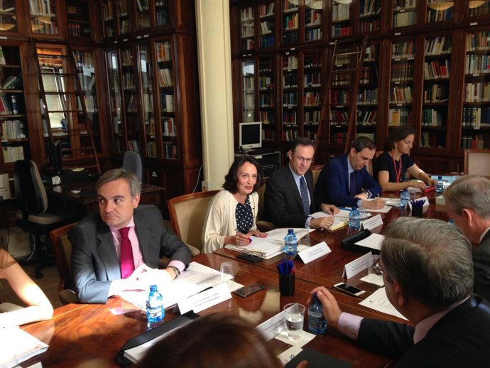 Reunión de la Comunidad de Madrid y Fiscalía