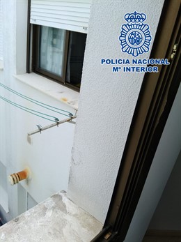 Np: La Policía Nacional Detiene A Un Hombre Como Presunto Autor Del Robo De Cuat