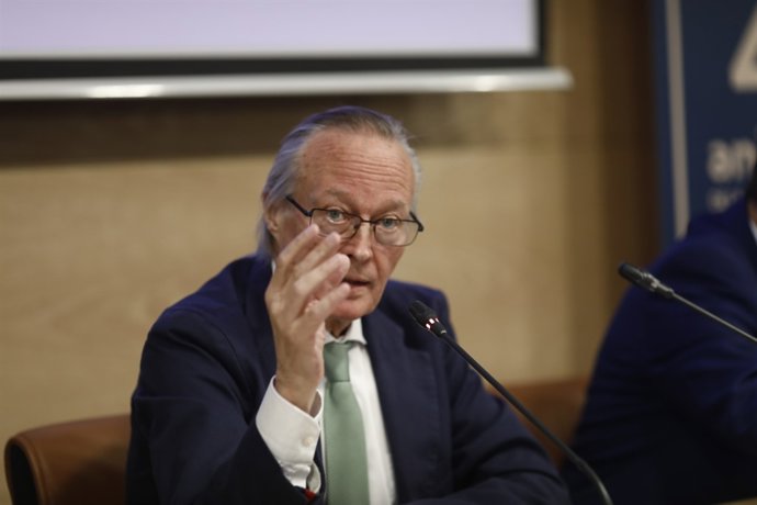 Josep Piqué participa en un debat sobre el model territorial de l'Estat