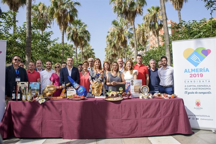 La Feria del Jamón de Serón apoya a Almería en su candidatura a CEG 2019.